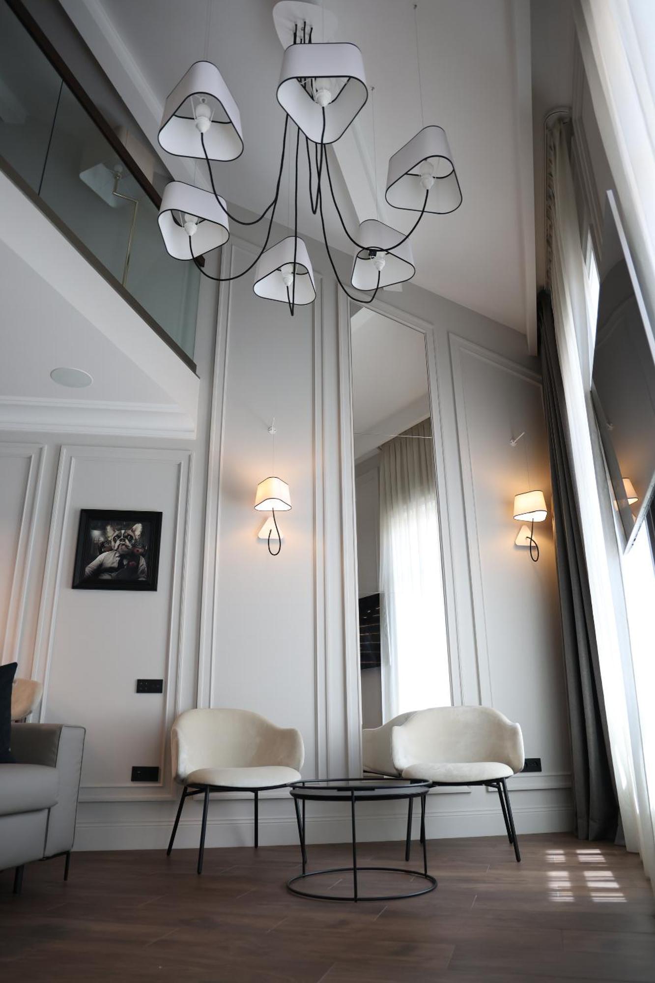 Apartment In The Heart Of
